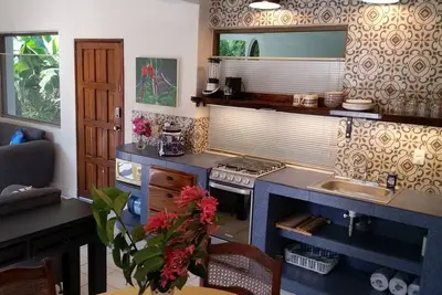 Image de Intimité décontractée dans un triplex de 3 unités
