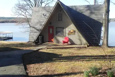 Image de Lake Dardanelle Lakefront Cabin