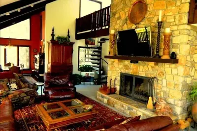 Image de Mountain Paradise à l'intérieur du Grandfather Golf and Country Club Resort