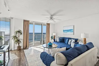 Image de Crescent Shores - Grande unité de luxe avant 4br / 3ba face à l'océan avec (Wifi)