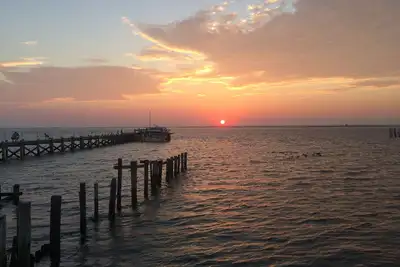 Image de Holgate Beach House - 5 Br - 12 personnes