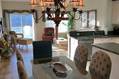 Image de Condo impressionnant dans la ville historique de Lewes De Famille Friendly Community