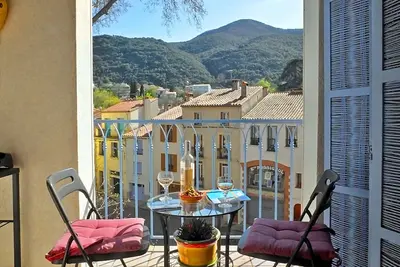 Image de Sun-Rempli Apt, Centre Old Céret, Spectaculaire Vue du balcon