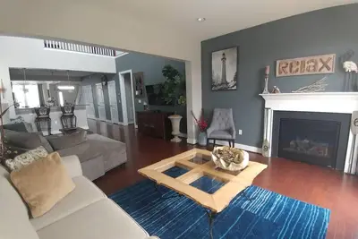 Image de Superbe nouvelle maison en rangée à Rehoboth, Wifi gratuit et laissez-passer pour la plage