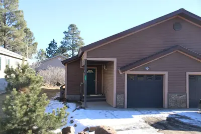 Image de Maison de ville confortable dans Uptown Pagosa près du terrain de golf