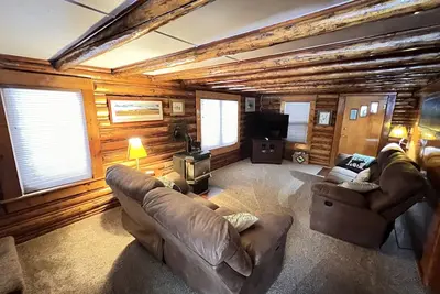 Image de Moose Haven Vacation Log Home Taux SPÉCIAL De 199 $