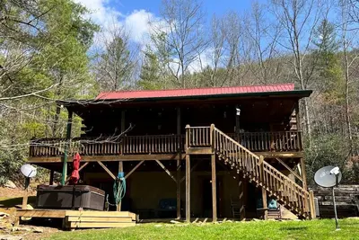 Image de Robbinsville \/ Nantahala- Bear Paw Lodge-les Dragon-318 Courbes