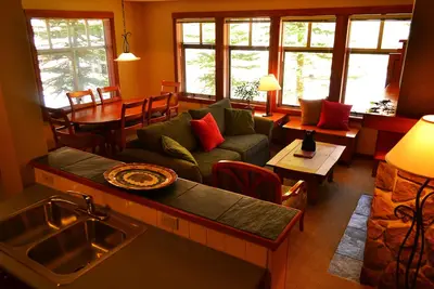 Image de Valeur spéciale hiver - Ski Den confortable au Club Solitude