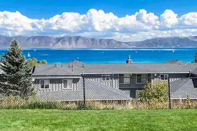 Image de Bear Lake Condo - Capacité 8 ou 9