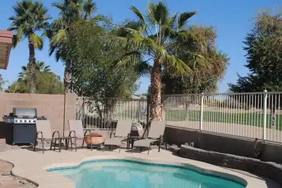 Image de Maison 3br avec piscine privée chauffée, golf et vue sur la montagne
