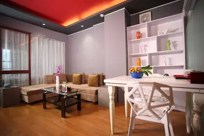 Image de Appartement avec cuisine vue de marché de Ben Thanh