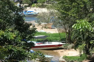 Image de Superbe vallée fluviale touchant la baie de Banderas. Conviviale et familiale.
