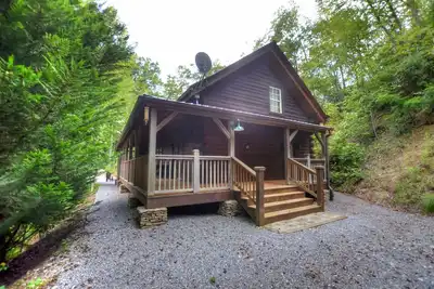 Image de La cabane Hideaway de Rustic Moonshiner près de Bryson City et de la Cnp