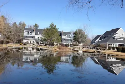 Image de Ocean Park Meadows Family Condo avec piscine, sauna et salle de gym Ă Old Orchard Beach