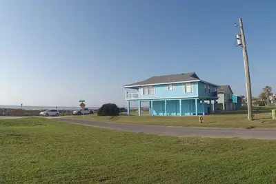 Image de Vues panoramiques sur la plage, terrasse couverte, propre, Ă 6 km de la ville