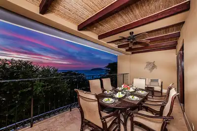 Image de Crystal Sands, Luxury Living on the white Sands of Playa Langosta