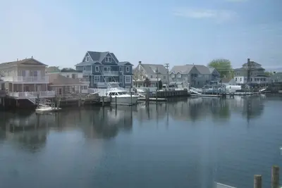Image de Maison de 3 cac sur la voie navigable Intercoastal. Près de la plage.