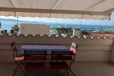 Image de Coup de coeur : duplex centre ville, vue mer et port, terrasse et garage