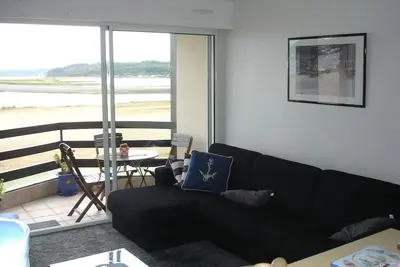 Image de Grand studio de 29 m2 avec mer à 50 m!