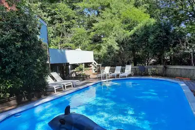 Image de Domaine de Southampton. Plage privée, piscine, kayaks! Hamptons Location Belle