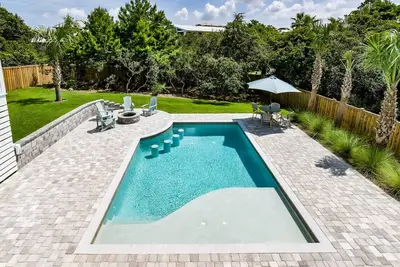 Image de \"Jours comme ça\" Vues du Golfe! Piscine chauffée privée! 6 voiturette de golf pour passagers!
