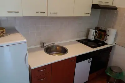 Image de Appartement de deux chambres avec la terrasse Mali Losinj, Losinj (A-15858-a)