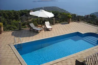 Villa à louer de 1 à 6 personnes avec 2