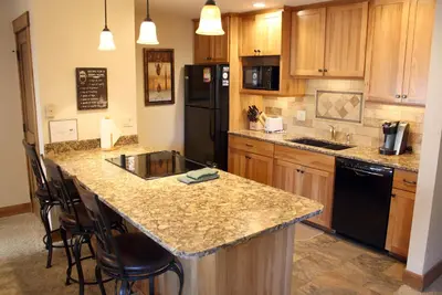 Image de Park Place # C-104 - À pied de la ville et des remontées mécaniques - Accès à la piscine et au bain à remous