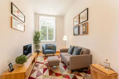Image de Appartement 1 ch. avec vue sur la rue principale