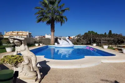Image de Oliva: Maison avec jardin