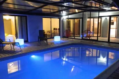 Image de DOËLAN, Villa ***** 12 p, piscine couverte et chauffée, spa, sauna, billard