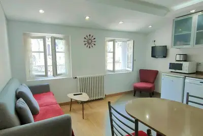 Image de Appartement 3 pièces à Cauterets, proche thermes et télécabine, avec wifi et parking