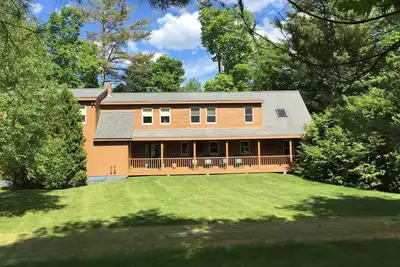 Image de Maison de ski avec Lake Living - Retraite du petit chef