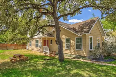 Image de 3br \/ 3ba La beauté Bouldin avec Master Retreat - Emplacement Sxsw idéal!