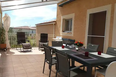 Image de Villa Clim 120m² - Piscine jardin et terrasse - à 15 min Mer et Montpellier
