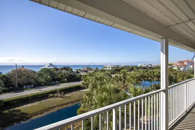 Image de Gulf View! Piscine, tennis, accès à la plage privée, ascenseur + boutiques / restaurants