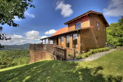 Meilleures vues panoramiques, 1 mile du parc, location supérieure, théâtre, wifi, bain à remous