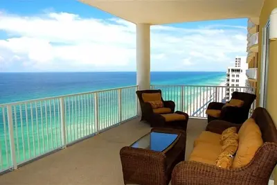 Image de 2 maîtres, immense balcon en bord de mer - visite virtuelle! Meilleurs tarifs