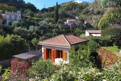 Image de Avec jardin & parking, 150m de la plage de Spisone