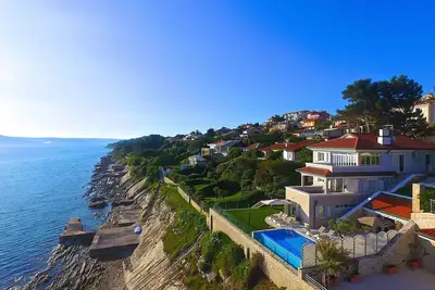 Image de Villa Sarah - Exclusive Beachfront Property