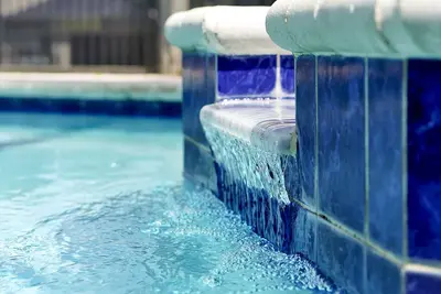 Image de Surclassement de 4 lits / 4 salles de bain, piscine privée / spa et jeux Rm! 2. 1 Miles à Disney