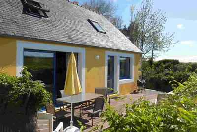 Image de Charmante maison entre mer et campagne près des plages de Saint Pol et Plougoulm
