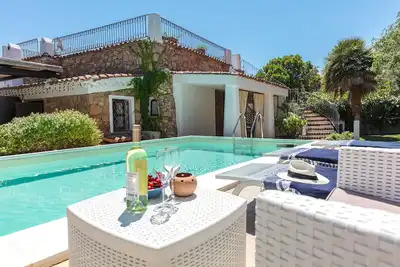 Image de Villa avec jardin privé, proche mer, vues sur S. Teodoro et Porto Cervo