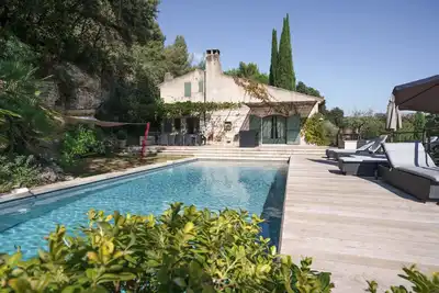 Villa de charme exclusive en Provence à 300m du Village de Lourmarin