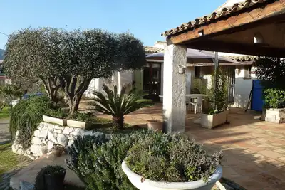 Image de villa piscine  3 pieces proche mer au calme vue degagée