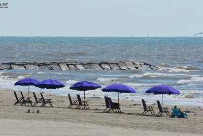 Image de Retrait Sur La Plage: Condo Ocean View, plage en face de la rue; 2 piscines et bien plus encore!