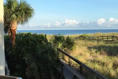 Image de Emplacement exceptionnel! ! Directement sur la plage, 1 lit, 2 salles de bain condo, Gulf Strand # 203