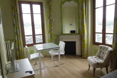 Image de Très beau studio de 20m2 au centre d'Aix les Bains