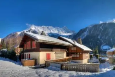 Image de Argentiere: chalet à 300 m des remontées Grands Montets/Jacuzzi - Parking Prive