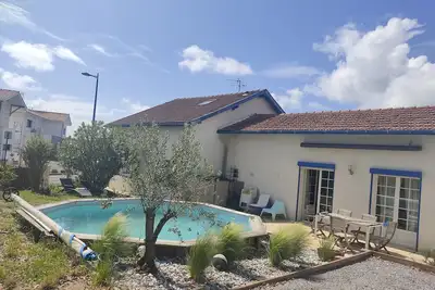 Image de grande maison cote sud landes entre Biarritz et Hossegor